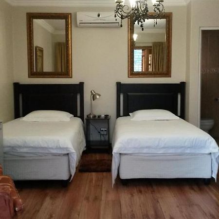 Vaal River Guest House Vanderbijlpark Ngoại thất bức ảnh